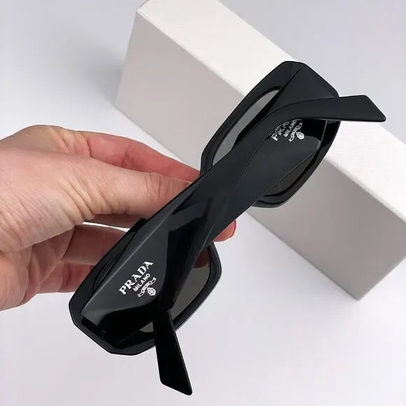 NEW Prada PR17WS 1AB2B0 Black Gray Mirrored Silver Square Unisex Sunglasses NEW Prada PR17WS 1AB2B0 Black Gray Mirrored Silver Square  main image 3